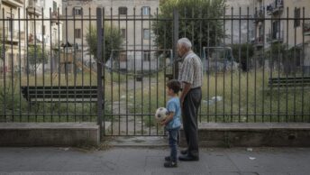 Secondigliano, la Municipalità chiude il Parco Laudati. Ma mettere il lucchetto è dichiarare resa